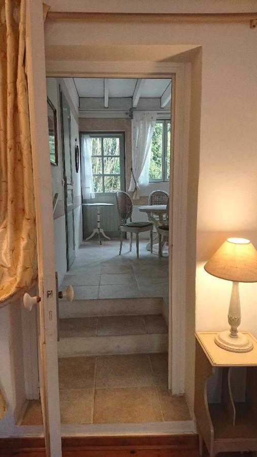 A L'Ombre Du Tilleul Lägenhet Giverny Exteriör bild